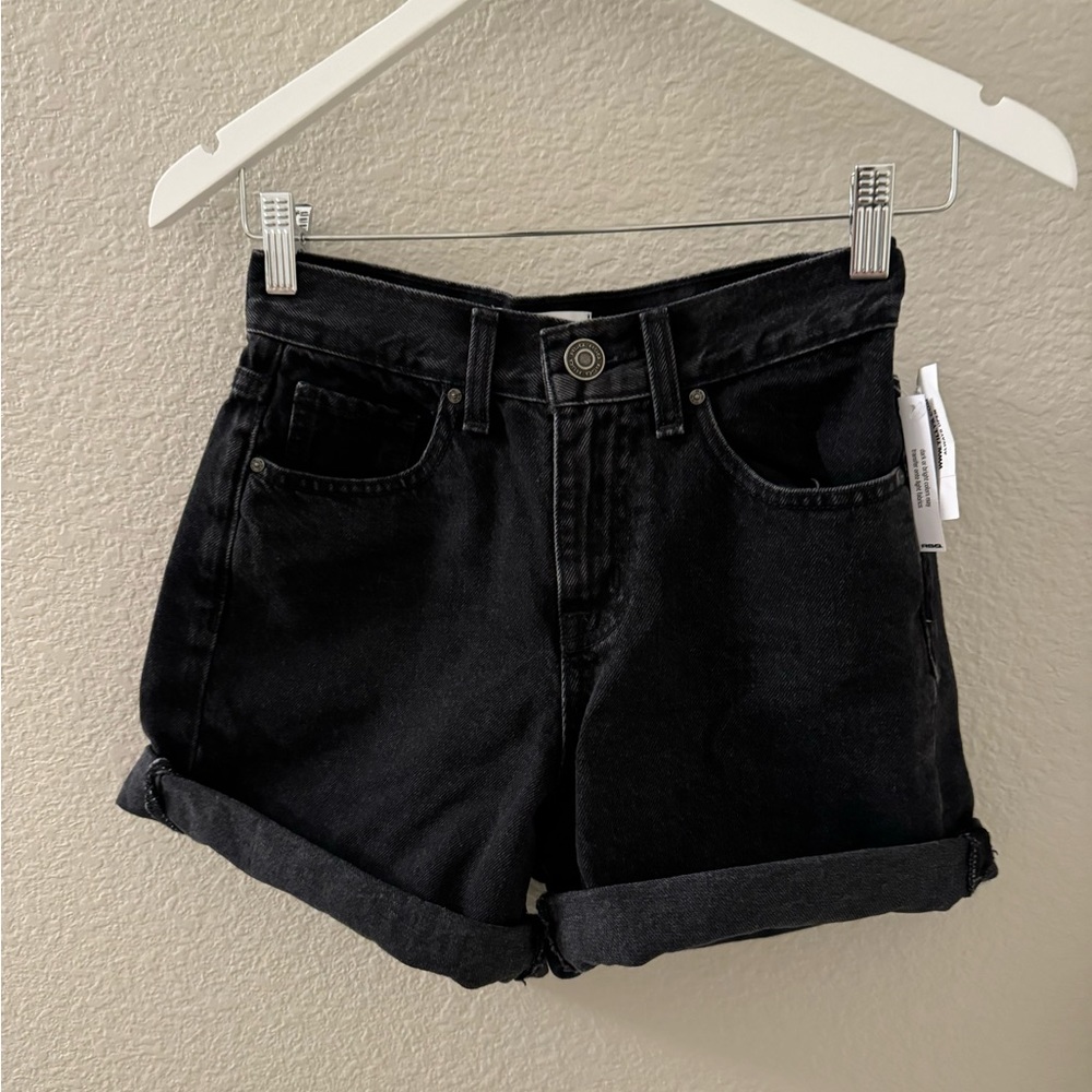 Women’s RSQ high rise black denim shorts, size XS